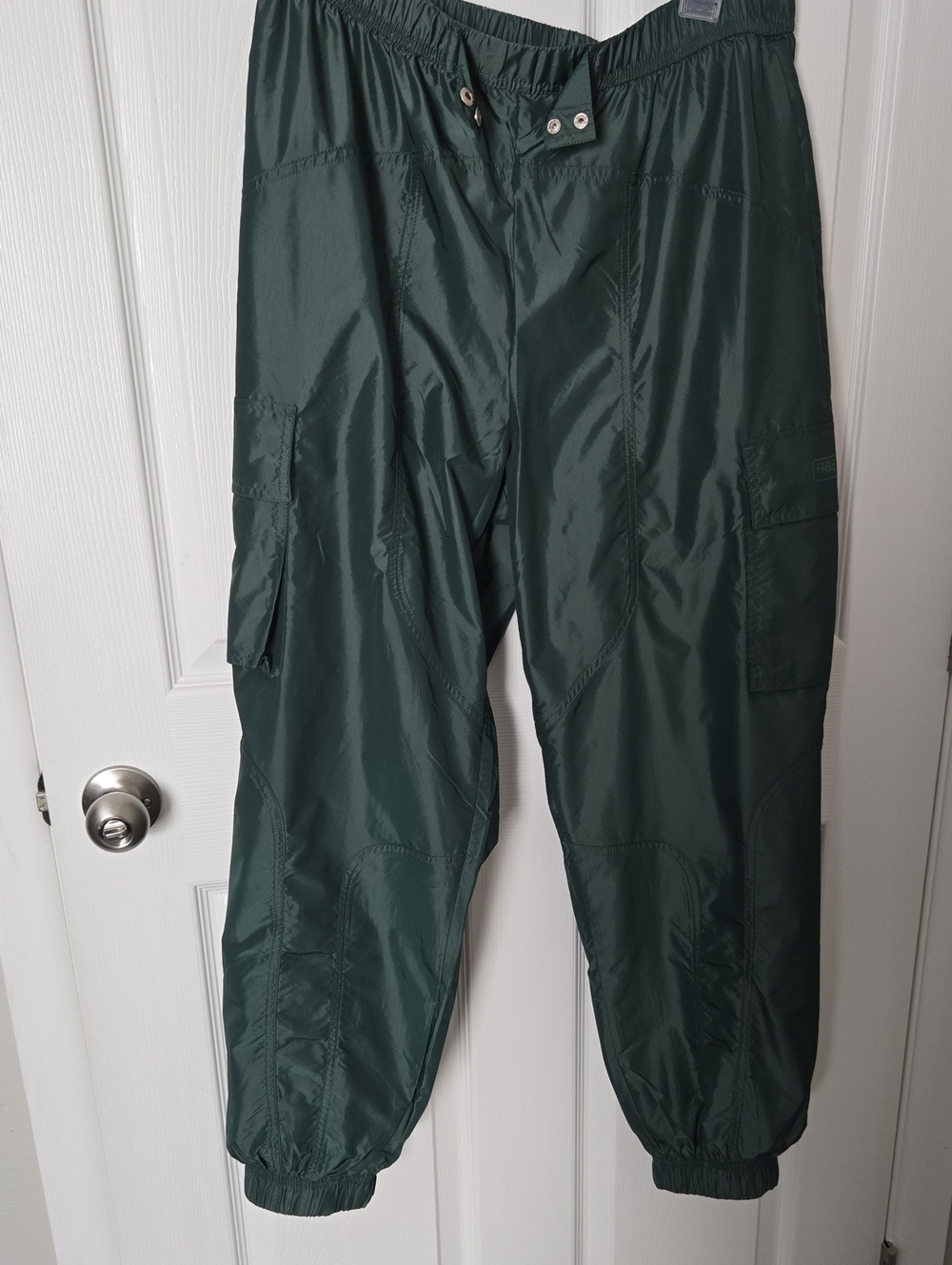 Woman's Fabletics Dark Green Cargo Pants with Elastic Ankles